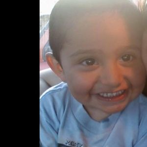 Meet your Posher, Efrain